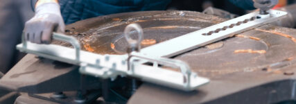 Neues Sattelplatten-Hebewerkzeug