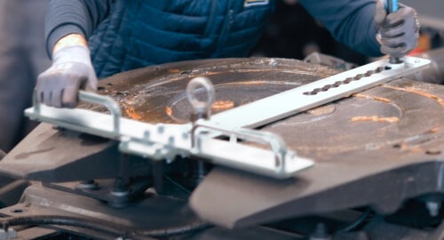 Neues Sattelplatten-Hebewerkzeug