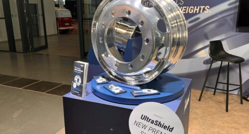 UltraShield: Speedline-Truck präsentierte auf der NUFAM neue Rad-Oberfläche 