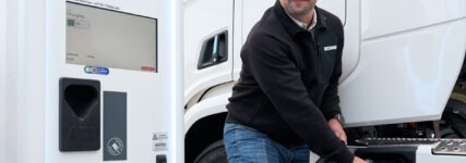 Rastanlage Lipperstadt: Erster öffentlicher Hochleistungs-Ladepunkt Rastanlage Lipperstadt: Erster öffentlicher Hochleistungs-Ladepunkt