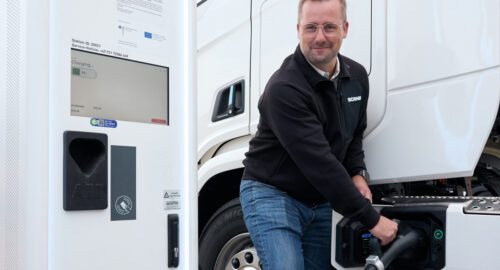 Rastanlage Lipperstadt: Erster öffentlicher Hochleistungs-Ladepunkt